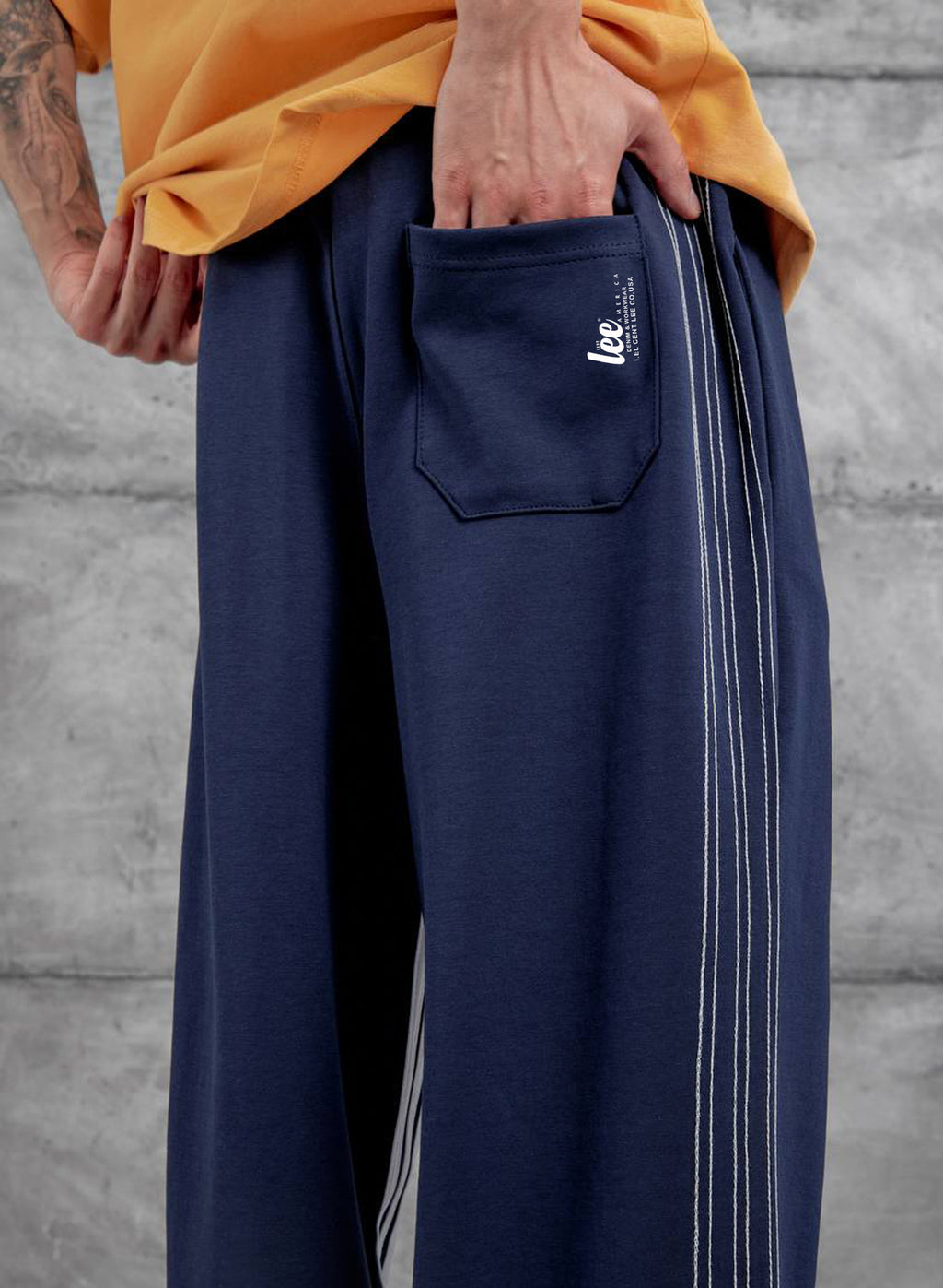 eşofman erkek ve bayan Çok yönlü konfor sunan, bol kesim eşofman altı Bağcıklı ve lastikli bel      %100 pamuk baggy kumaş