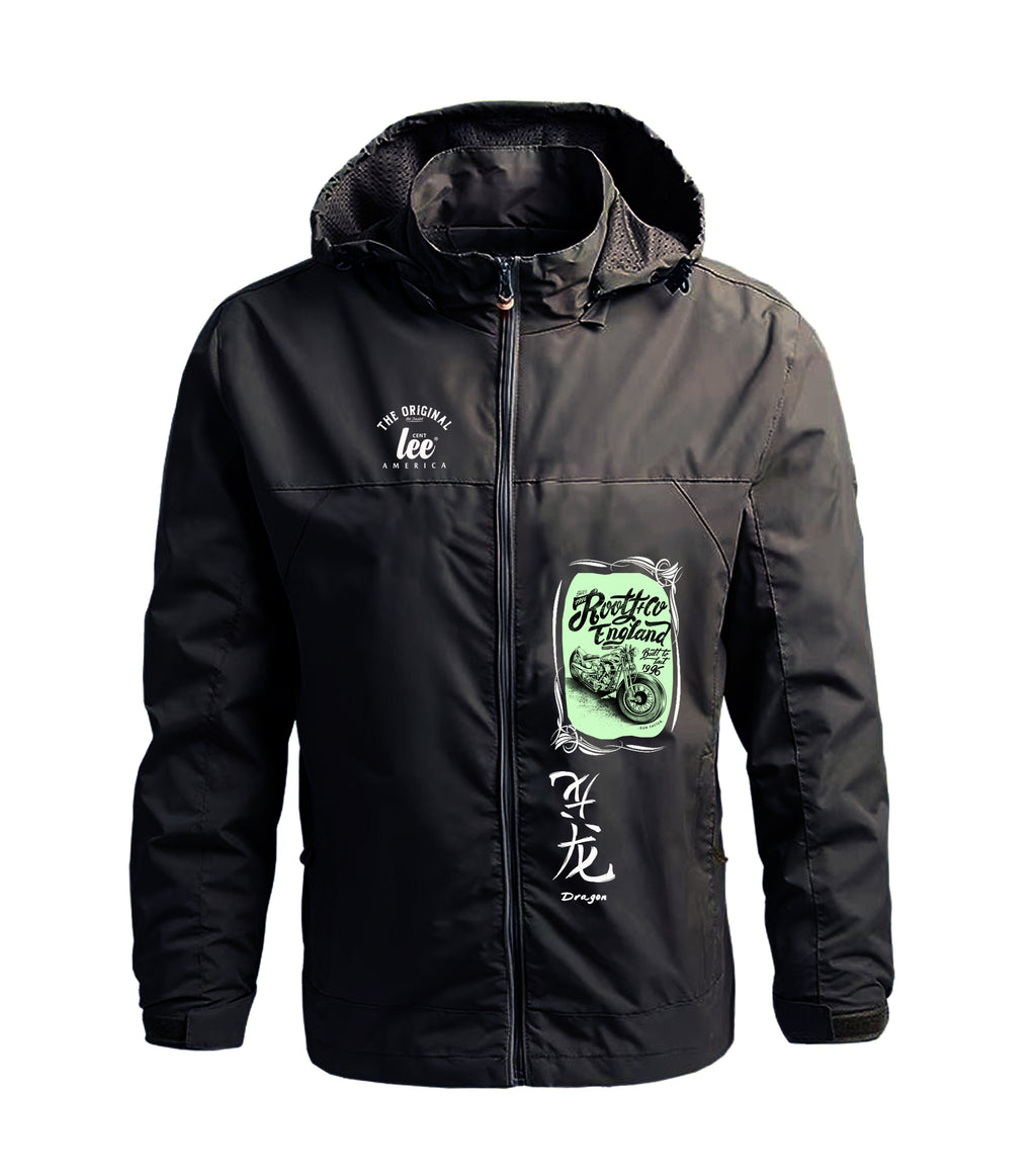 yağmurluk kapüşonlu spor